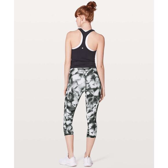 Lululemon Speed Up Alpine Blush Blossom 21" Cropped Leggings SZ 8 - Picture 2 of 13